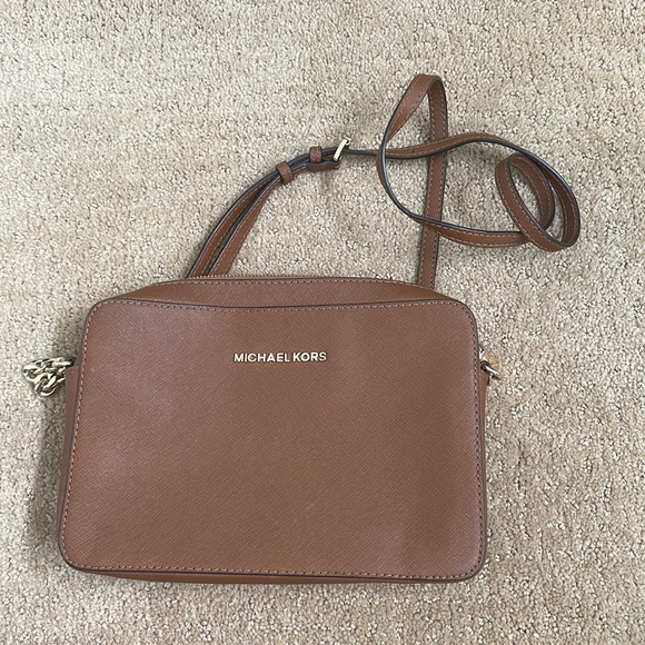 Michael Kors Crossbody - Picture 1 of 5
